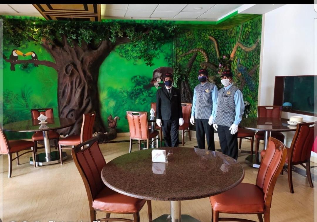 Hotel Sharada International Удупи Екстериор снимка