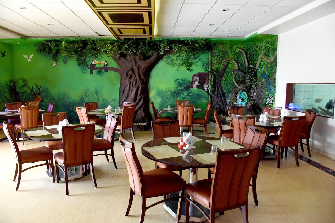 Hotel Sharada International Удупи Екстериор снимка