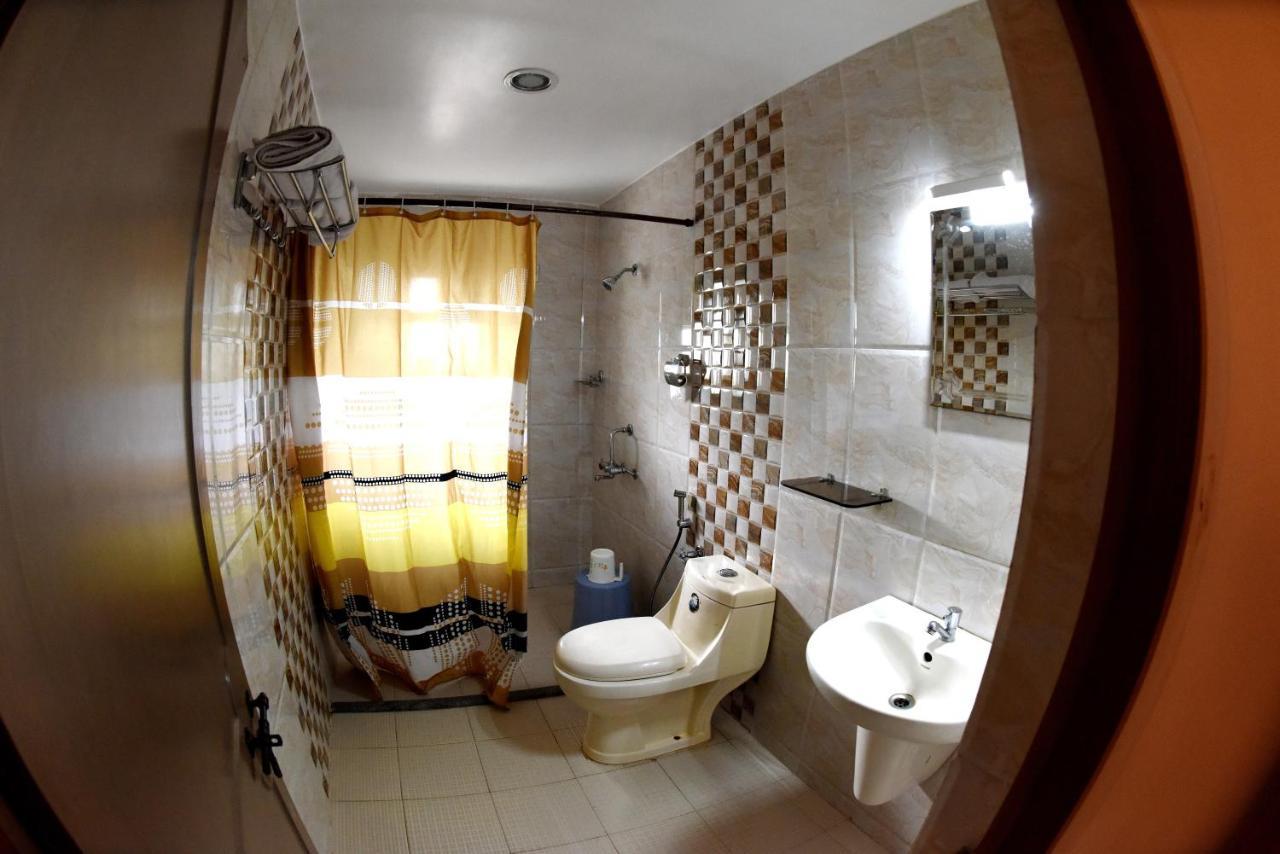 Hotel Sharada International Удупи Екстериор снимка